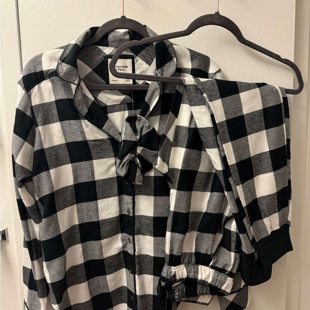 Abercrombie & Fitch Black and White Flannel Pajama Set